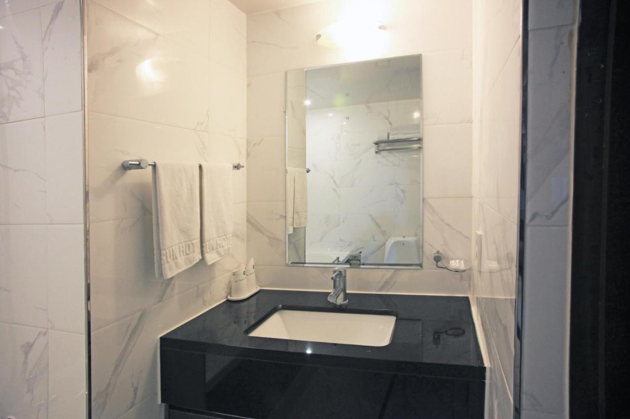 Ramada By Wyndham Suanbo Hotel Chungju Bagian luar foto