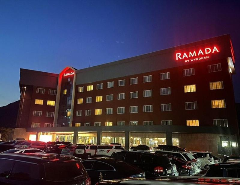 Ramada By Wyndham Suanbo Hotel Chungju Bagian luar foto
