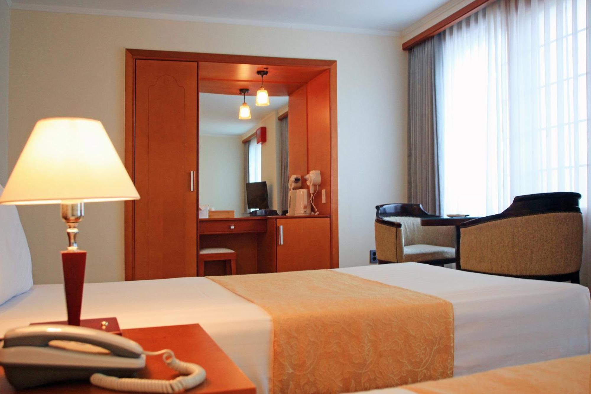 Ramada By Wyndham Suanbo Hotel Chungju Bagian luar foto