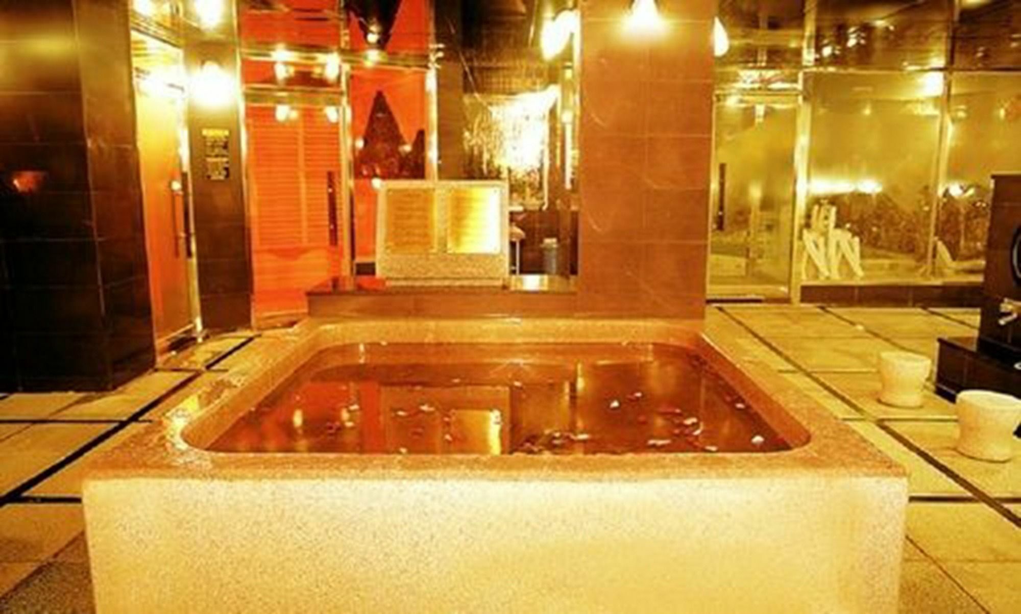 Ramada By Wyndham Suanbo Hotel Chungju Bagian luar foto